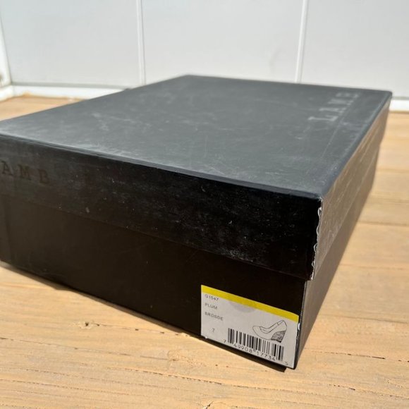 L.A.M.B PLUM Burgundy Suede Platform Wedges - Picture 5 of 5